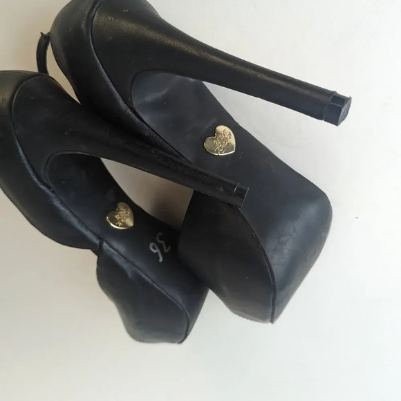 Betsey Johnson Platform Stilleto Heels  / 7 - Picture 9 of 9